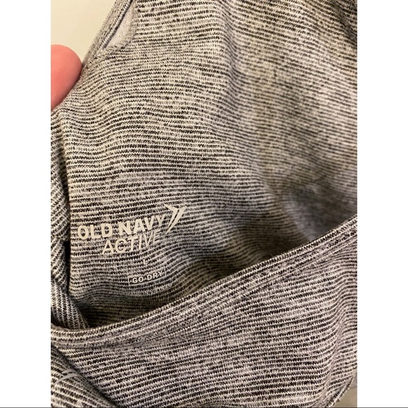 Old Navy sports bra - Picture 3 of 3